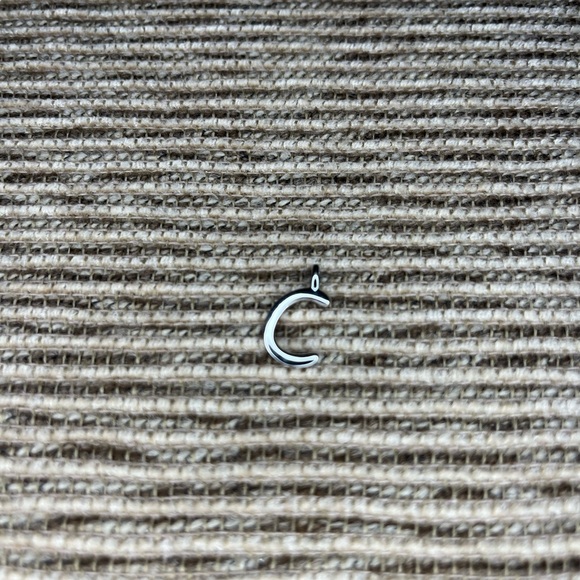 Sterling silver c pendant - Picture 5 of 5